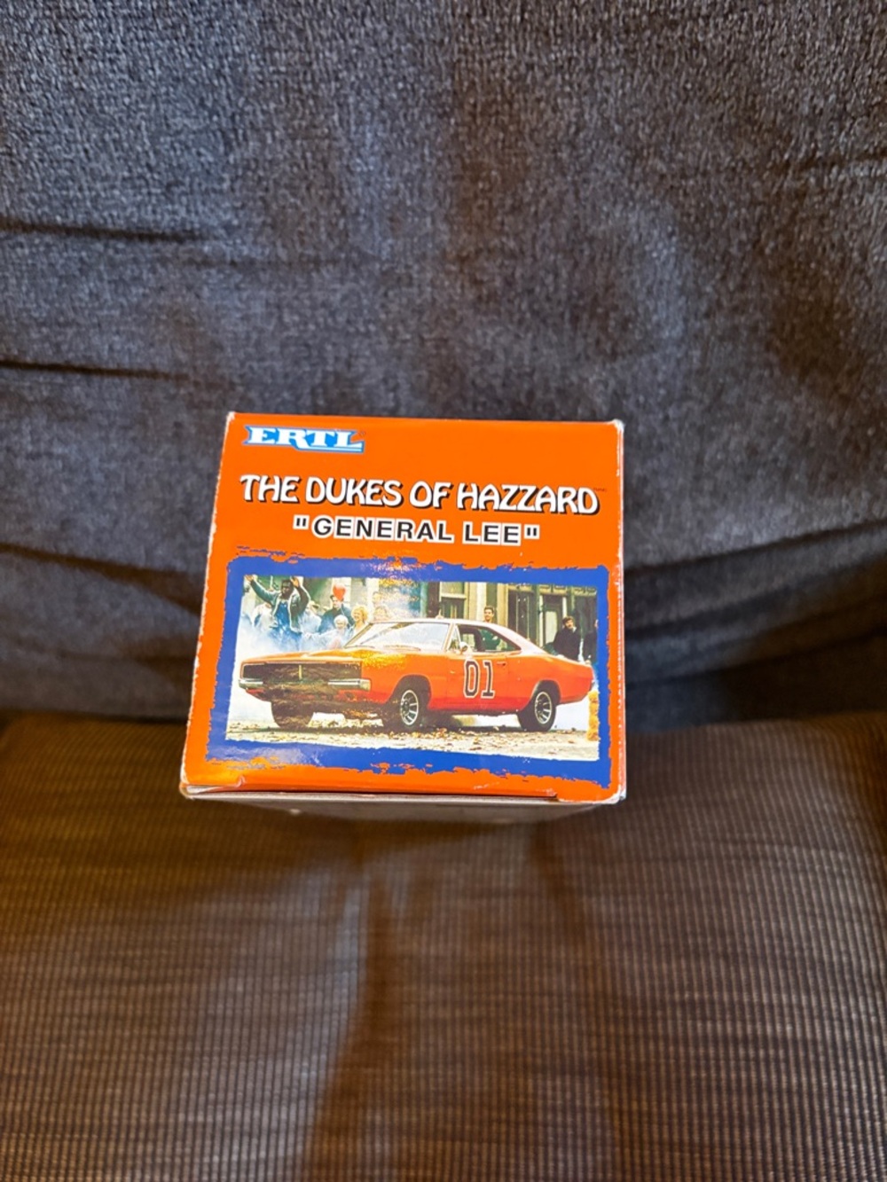 Ertl The Dukes of Hazzard General Lee Die-Cast Orange 01 Car - Picture 4 of 7